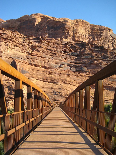 moab colorado rivier bridge